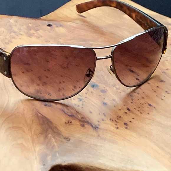 Prada Oversized Aviator Sunglasses - Picture 7 of 8